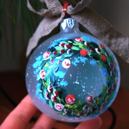 Bombka „Wianek” mleczna 8 cm