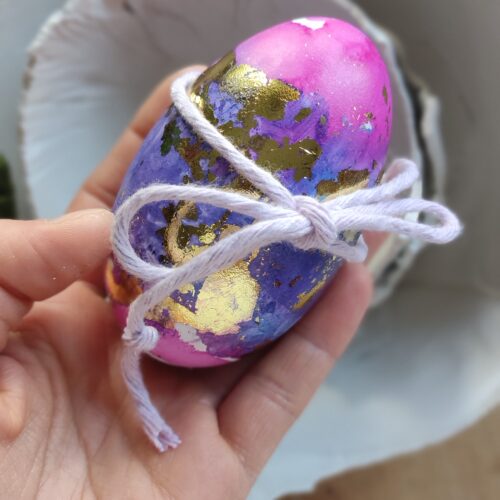 pisanka malowana tuszek warsztaty dla dzieci